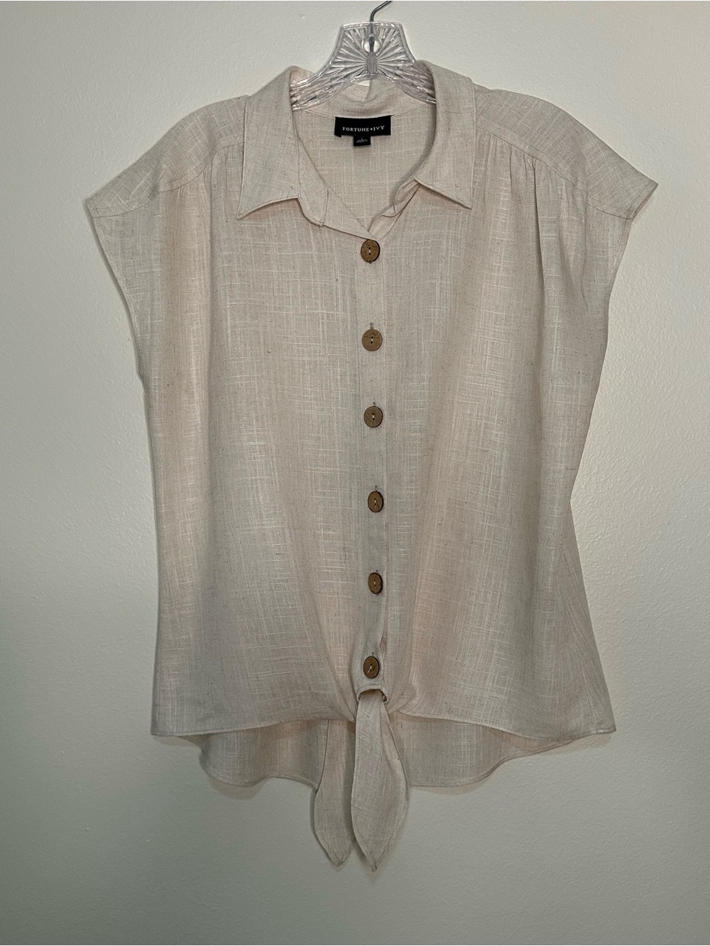 Fortune & Ivy cap sleeve button up front w/front tie 80 rayon/20 linen NWOT